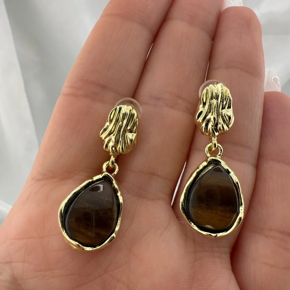 Brown Teardrop Gem Earrings –Gold Textured Statement Dangles, Retro Chic Jewelry - Picture 3 of 8